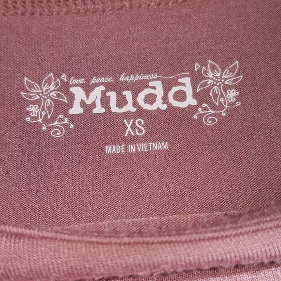 I am selling a Mudd long sleeve shirt - Picture 2 of 4
